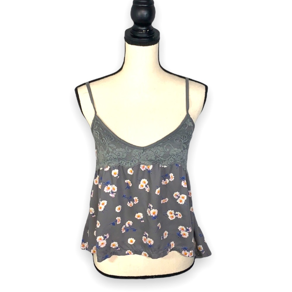 Hollister Gray Floral Lace Bust Fit & Flare Tank Top Size Medium